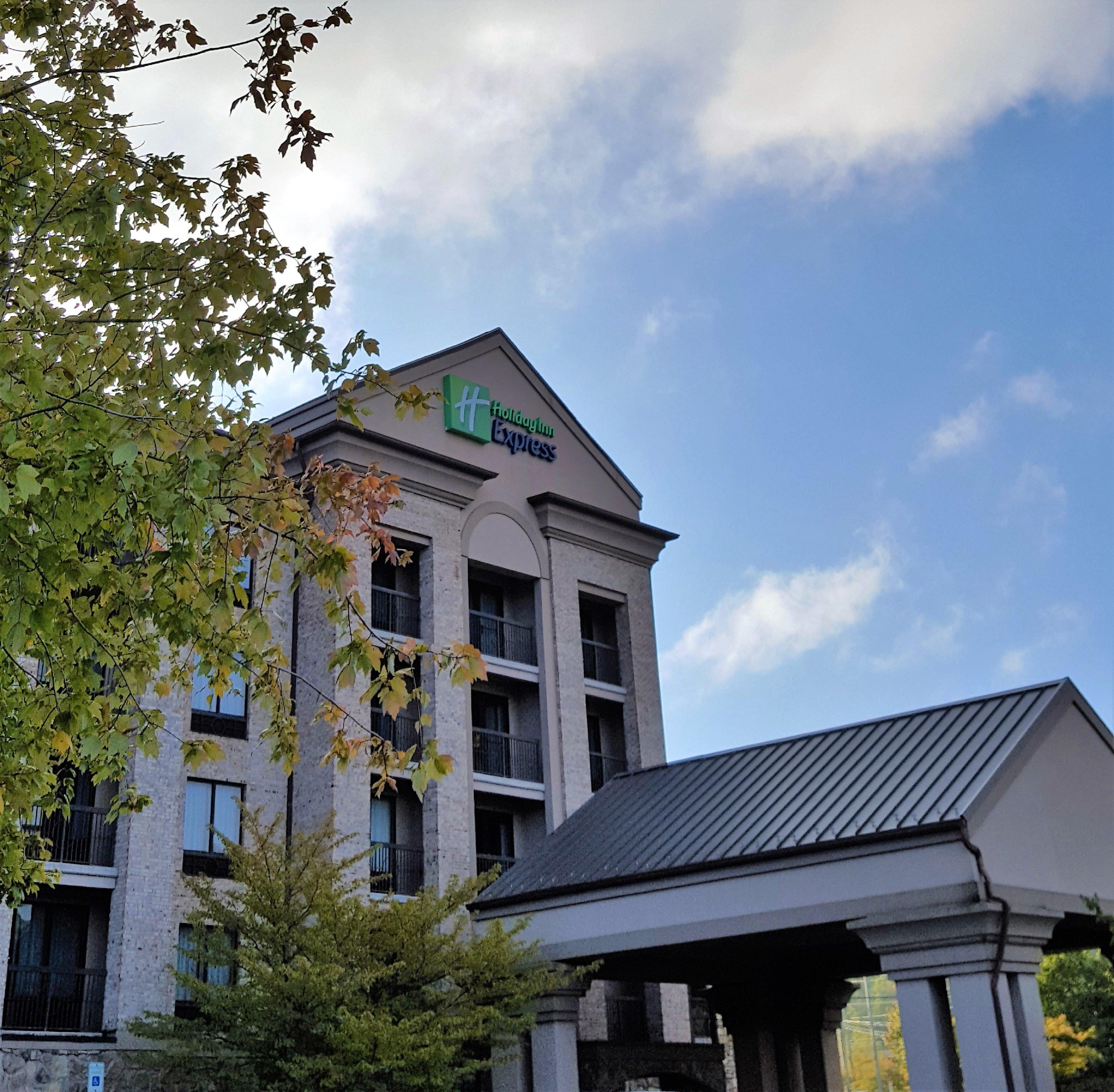 Holiday Inn Express Boone, An Ihg Hotel Exterior photo