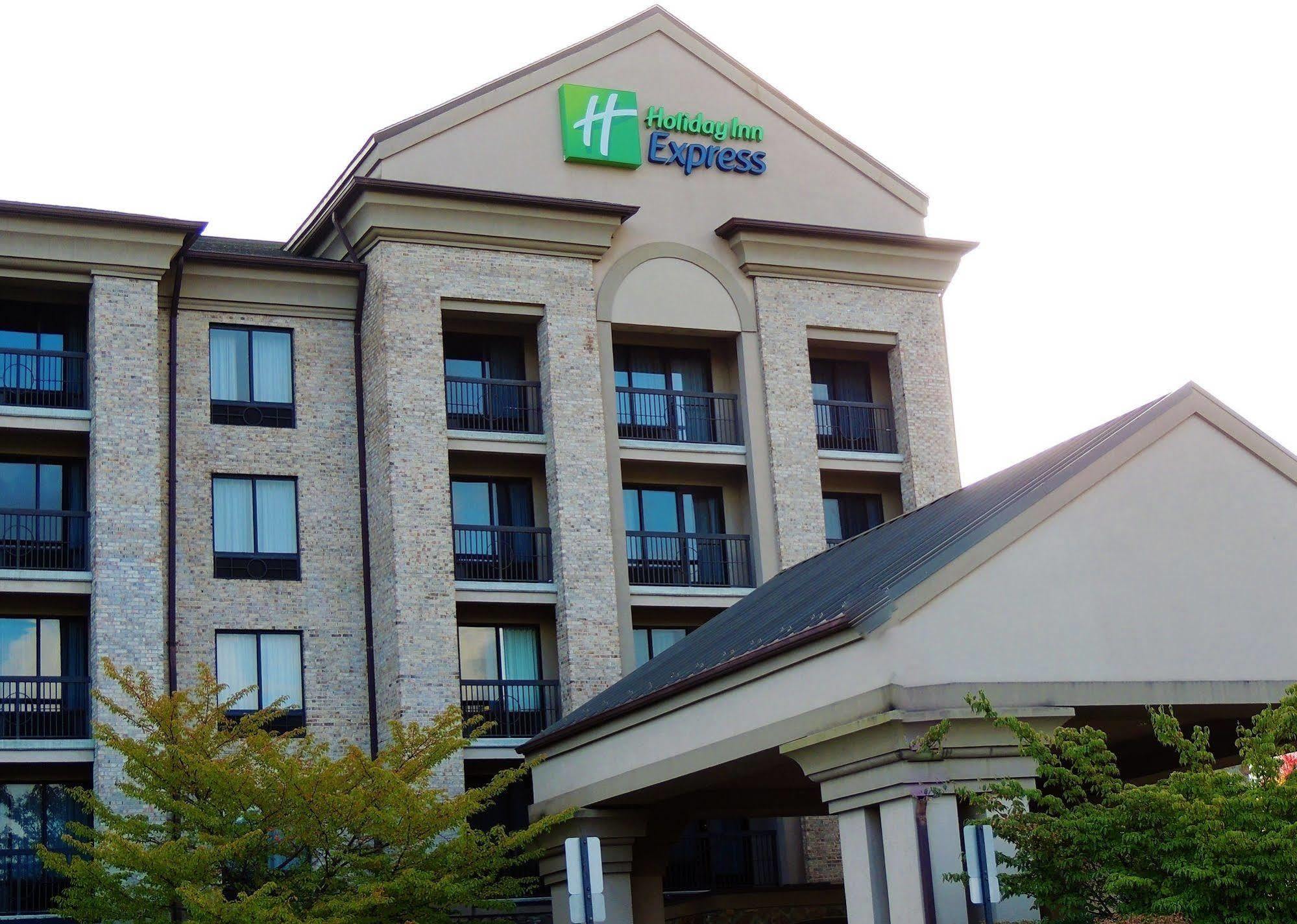 Holiday Inn Express Boone, An Ihg Hotel Exterior photo